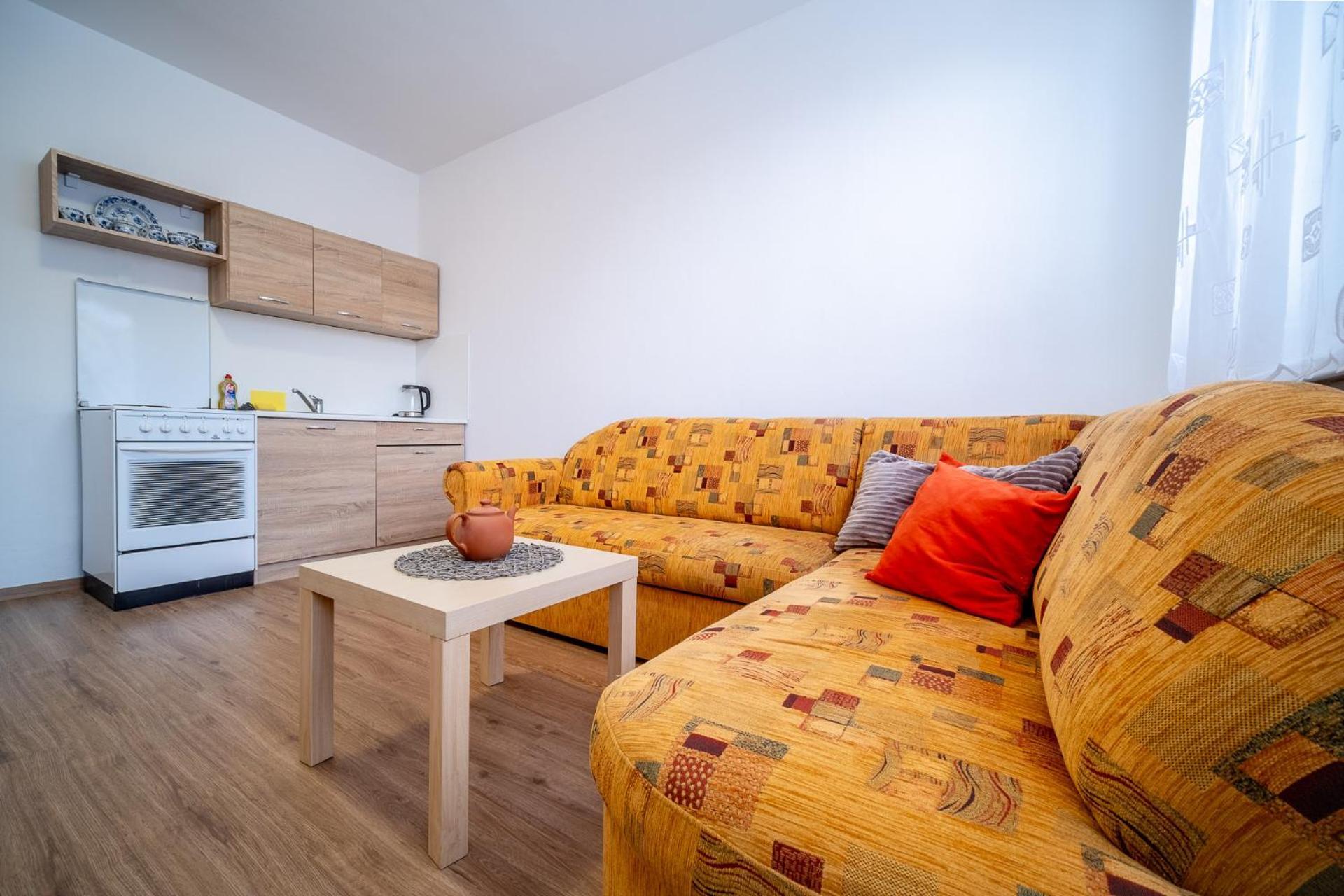 Hotel U Nadrazi Ceske Budejovice Exteriör bild