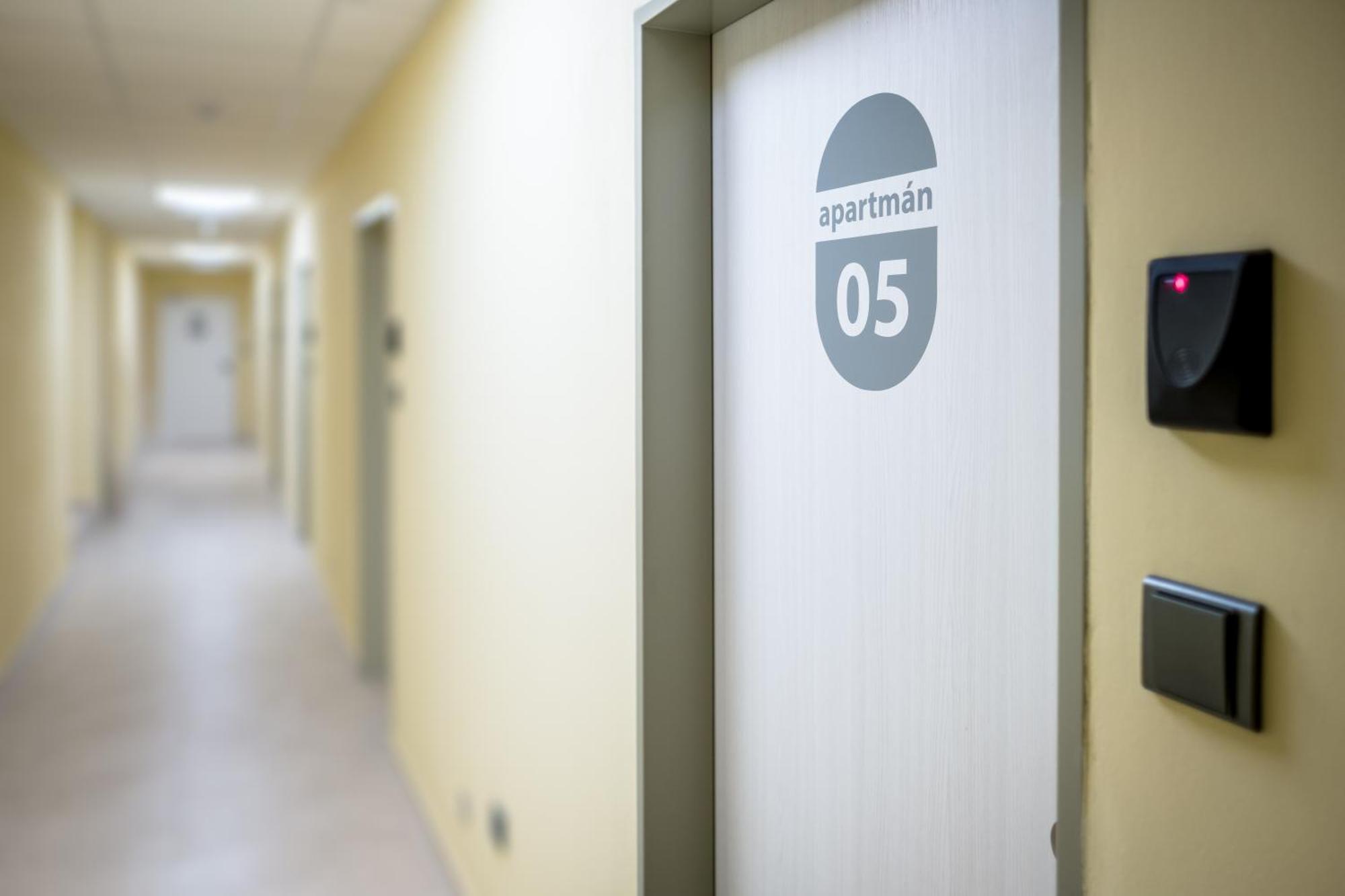 Hotel U Nadrazi Ceske Budejovice Exteriör bild